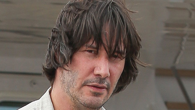 Keanu Reeves Looks Unrecognizable In Cannes Newsr Video 5644